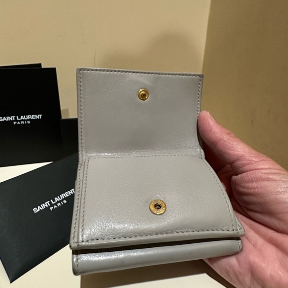 YSL Grey Trifold Auth Leather Wallet Complete W/box - Picture 3 of 13